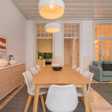 Charming 3 Bedroom Wonder Downtown By Lovelystay Lissabon