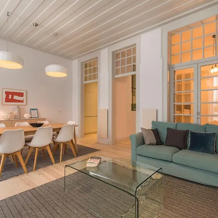 アパート Charming Baixa 3br With Balcony By Lovelystay *